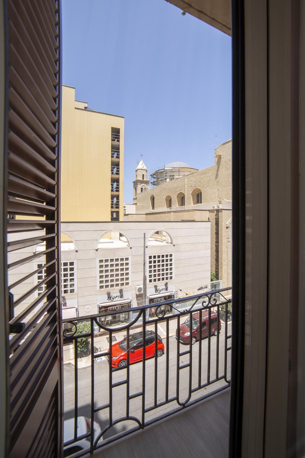 La Portineria Guest House Bari Bagian luar foto