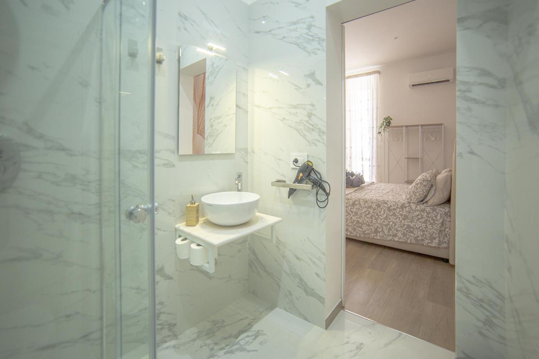 La Portineria Guest House Bari Bagian luar foto